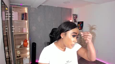 Yy  online show from 10/28/25, 09:50