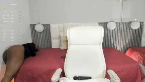 Snapshot of alessia_anderson07 chatting on 04/06/26, 07:04 Yy online show from 04/06/26, 07:04