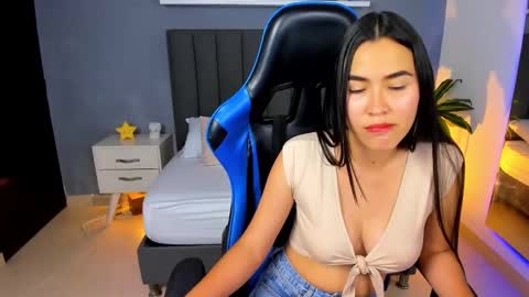 A L E S S I A online show from 01/31/25, 07:40