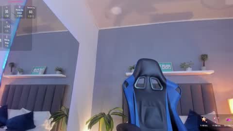 Snapshot of alessia_leroy chatting on 01/31/26, 07:56 A L E S S I A online show from 01/31/26, 07:56