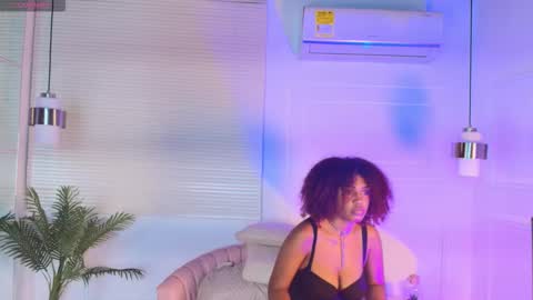 Alejandra  online show from 11/21/25, 02:49