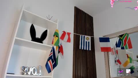 Alejandra  online show from 06/25/26, 01:48