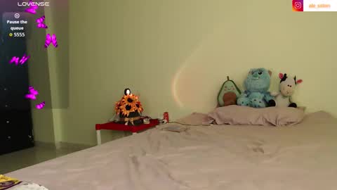 alessia_santorinni online show from 03/13/26, 07:42