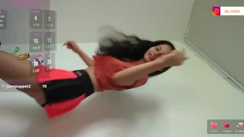 alessia_santorinni online show from 05/14/26, 07:31