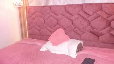 Snapshot of alessia_storm_ chatting on 06/24/26, 10:03 Alessia online show from 06/24/26, 10:03