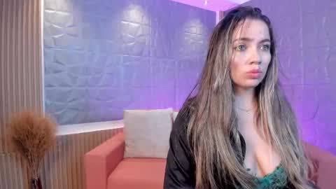 Alessia  Everyday From 0530 to 1430 Col Time online show from 02/25/25, 12:13