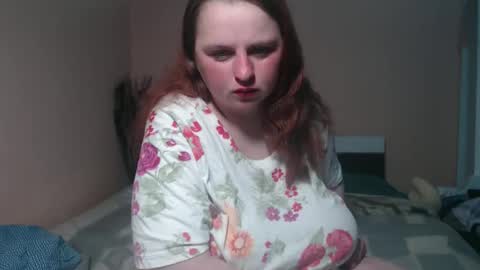 Snapshot of alessianeyl chatting on 03/16/26, 01:22 Alessia online show from 03/16/26, 01:22