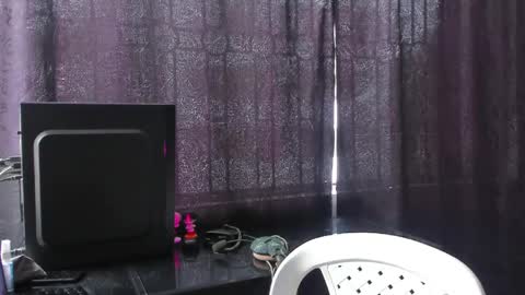Snapshot of alessio_vale chatting on 04/19/26, 05:23 alessio Vale online show from 04/19/26, 05:23