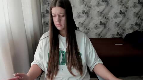 Aletta Oushen online show from 05/18/26, 07:14