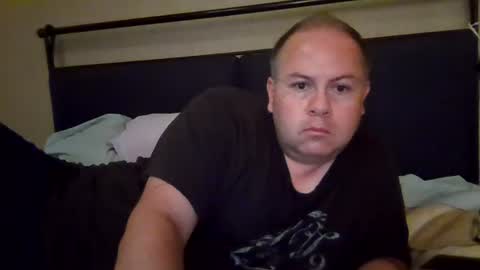 Snapshot of aleveg__101 chatting on 06/14/26, 02:20 aleveg__101 online show from 06/14/26, 02:20