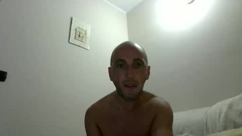 Snapshot of alex120475 chatting on 10/26/25, 10:25 alex120475 online show from 10/26/25, 10:25