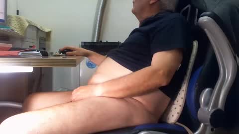 Snapshot of alex47100 chatting on 12/11/24, 09:19 alex47100 online show from 12/11/24, 09:19