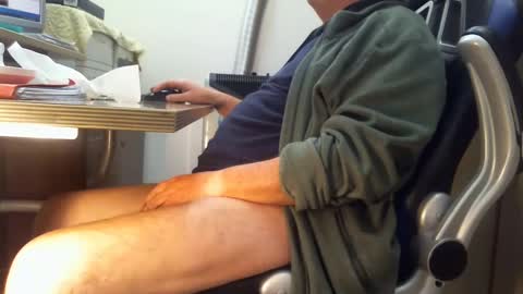 Snapshot of alex47100 chatting on 01/05/25, 09:37 alex47100 online show from 01/05/25, 09:37