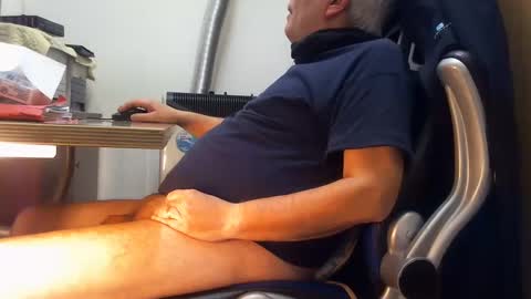 Snapshot of alex47100 chatting on 01/20/25, 03:50 alex47100 online show from 01/20/25, 03:50