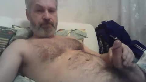 Snapshot of alex80581 chatting on 11/22/25, 09:14 Alexey online show from 11/22/25, 09:14