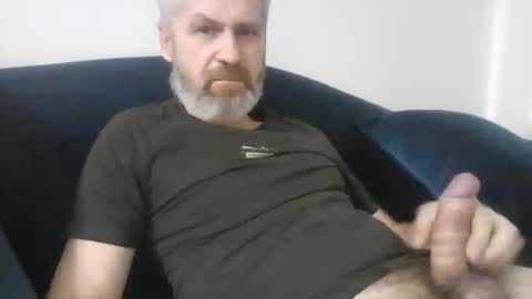 Snapshot of alex80581 chatting on 11/24/25, 03:23 Alexey online show from 11/24/25, 03:23