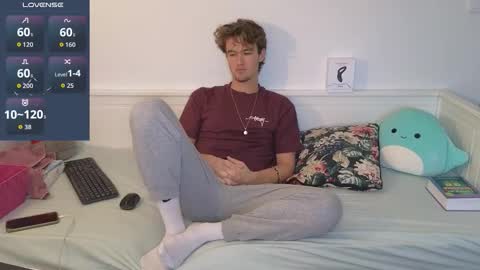 Snapshot of alex83530 chatting on 01/06/26, 09:02 Alex83530 online show from 01/06/26, 09:02