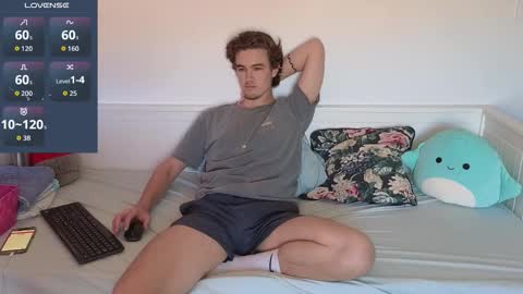 Snapshot of alex83530 chatting on 02/26/26, 08:46 Alex83530 online show from 02/26/26, 08:46