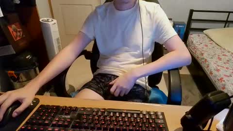 Snapshot of alex97420 chatting on 11/12/25, 07:35 Alex online show from 11/12/25, 07:35