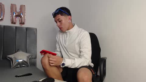 Owen online show from 12/06/24, 12:34