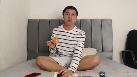 Owen online show from 01/04/25, 04:01