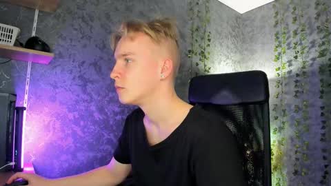 your Alex online show from 12/21/25, 05:58