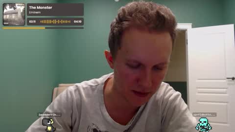 Snapshot of alex_amazing chatting on 11/11/25, 10:10 Alex Amazing online show from 11/11/25, 10:10