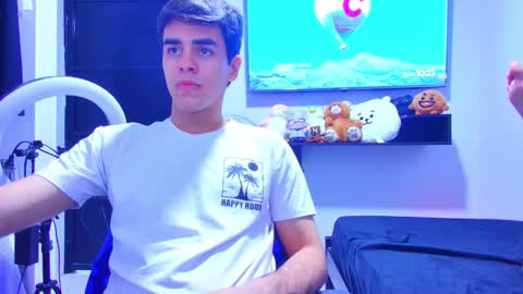 sneider online show from 12/14/25, 03:23