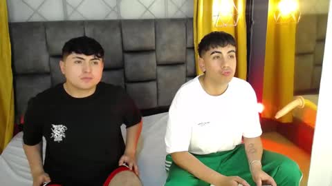 mike y alex online show from 11/13/25, 08:19