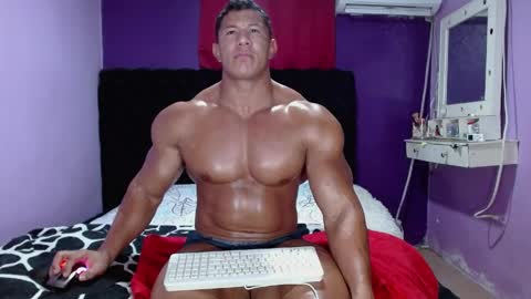 Snapshot of alex_bigcumvez chatting on 06/08/26, 02:45 perseuz online show from 06/08/26, 02:45