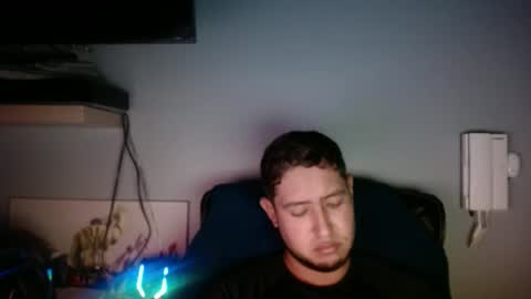 Snapshot of alex_colombia_b chatting on 02/06/25, 12:33 alex online show from 02/06/25, 12:33