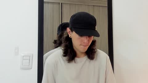 alex_connorr online show from 02/03/25, 05:14