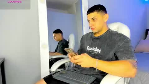 alex online show from 06/25/26, 12:31