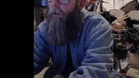 Snapshot of alex_d25 chatting on 12/12/24, 12:27 alex_d25 online show from 12/12/24, 12:27