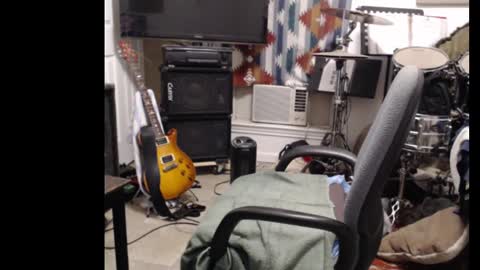 Snapshot of alex_d25 chatting on 03/07/25, 04:35 alex_d25 online show from 03/07/25, 04:35