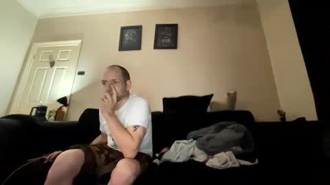 Snapshot of alex_essex69 chatting on 05/08/26, 12:16 alex_essex69 online show from 05/08/26, 12:16