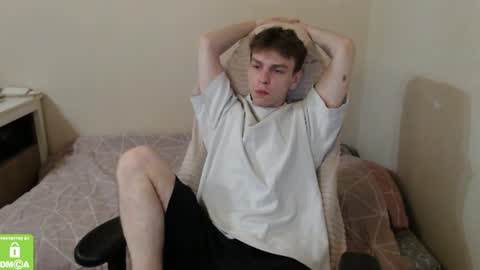 Snapshot of alex_gotcha chatting on 06/24/26, 08:41 Alex online show from 06/24/26, 08:41