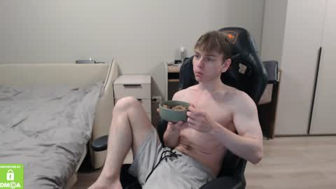 Snapshot of alex_gotcha chatting on 07/11/26, 03:37 Alex online show from 07/11/26, 03:37