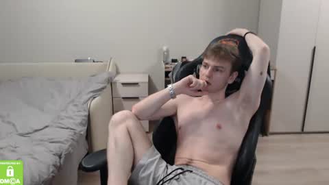 Snapshot of alex_gotcha chatting on 07/17/26, 09:30 Alex online show from 07/17/26, 09:30
