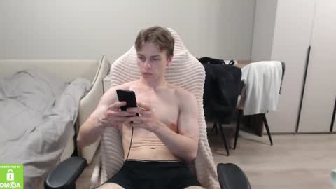Snapshot of alex_gotcha chatting on 08/06/26, 04:53 Alex online show from 08/06/26, 04:53