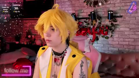 Snapshot of alex_howell chatting on 02/11/25, 08:52 alex_howell online show from 02/11/25, 08:52