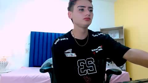 ALEX online show from 12/16/25, 01:54