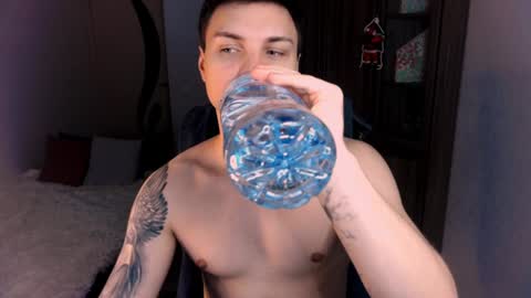 alex_milson online show from 12/20/24, 02:08