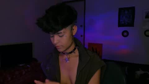 Alex online show from 12/19/25, 04:08