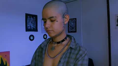 Snapshot of alex_one888 chatting on 01/15/26, 09:07 Alex online show from 01/15/26, 09:07