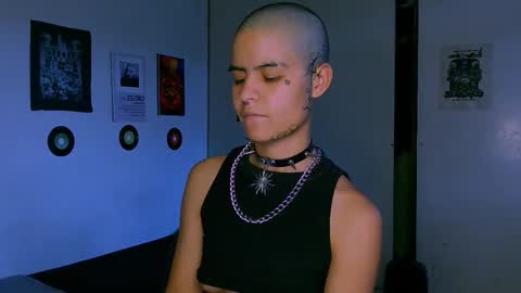 Snapshot of alex_one888 chatting on 01/16/26, 10:58 Alex online show from 01/16/26, 10:58