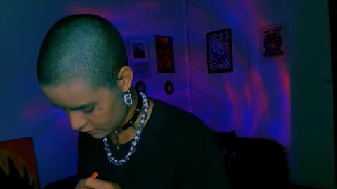 Snapshot of alex_one888 chatting on 02/11/26, 11:32 Alex online show from 02/11/26, 11:32