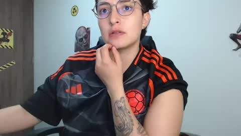 Snapshot of alex_parker07 chatting on 12/06/24, 02:02 Alex Parker online show from 12/06/24, 02:02