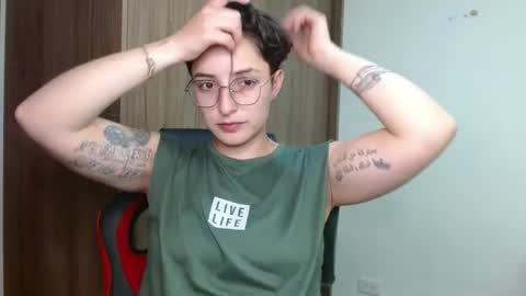 Snapshot of alex_parker07 chatting on 01/23/25, 10:01 Alex Parker online show from 01/23/25, 10:01