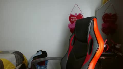 Snapshot of alex_parker07 chatting on 02/28/25, 01:15 Alex Parker online show from 02/28/25, 01:15